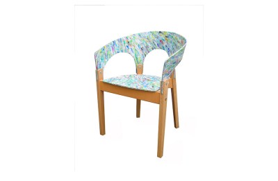 recycled lastic chair featured
